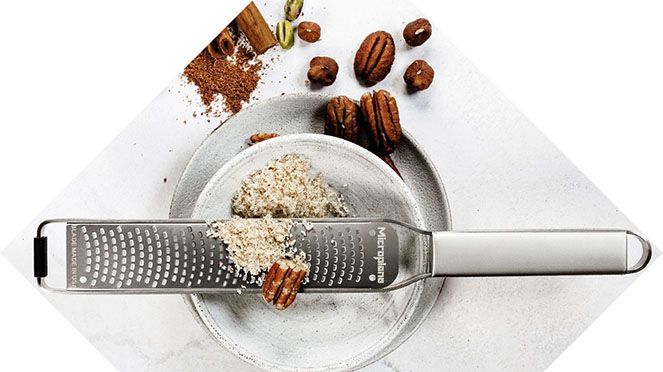 Zester grater pro for hard cheese, ginger, garlic, spices, chocolate, nuts